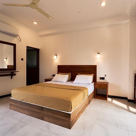 The Catipe Lodge Hikkaduwa Kültér fotó