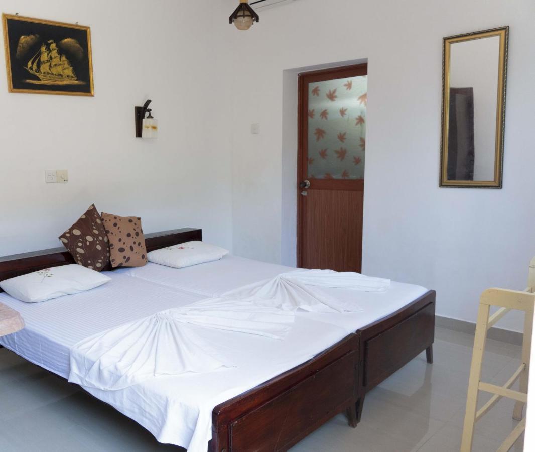 The Catipe Lodge Hikkaduwa Kültér fotó
