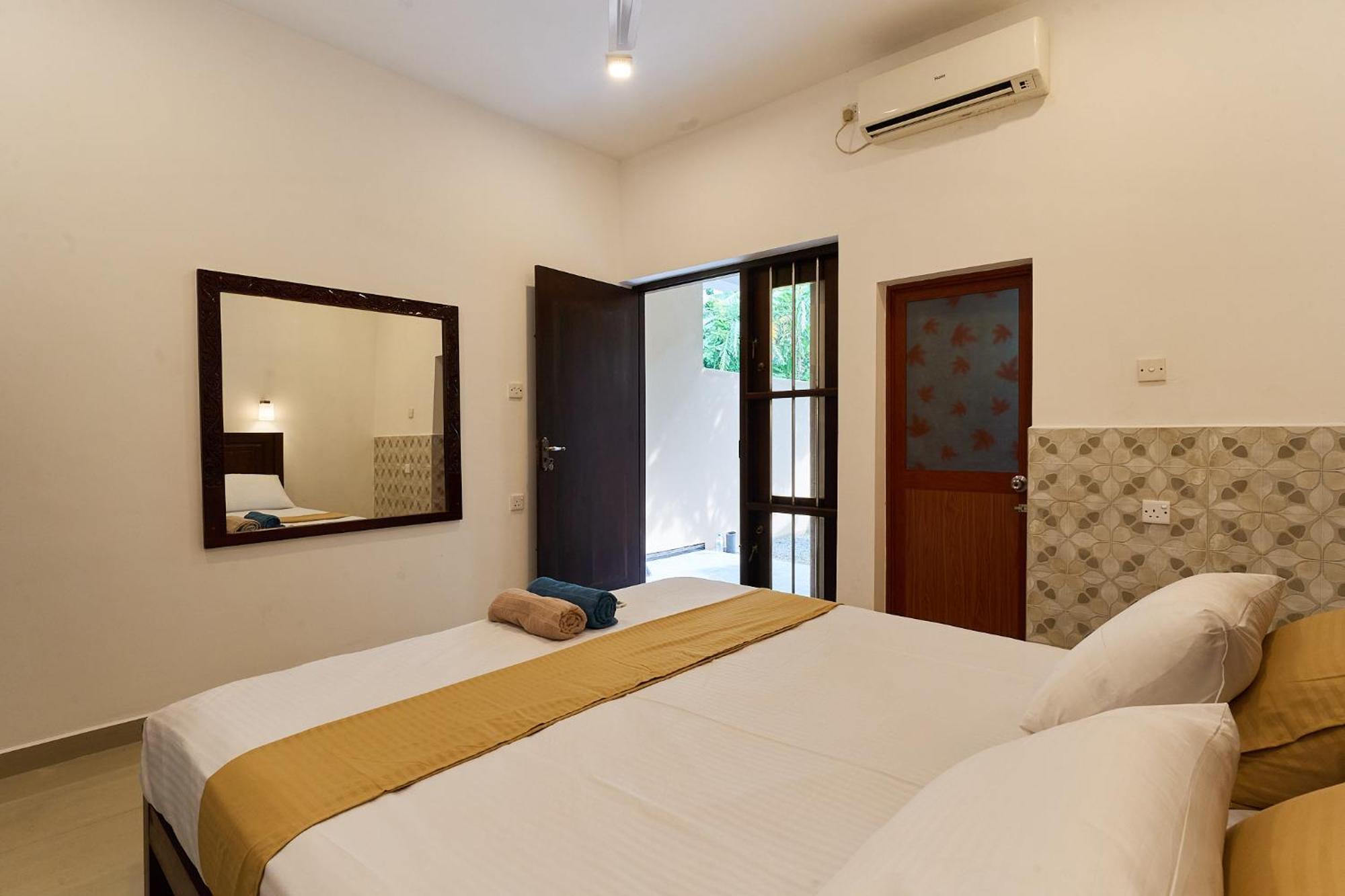 The Catipe Lodge Hikkaduwa Kültér fotó